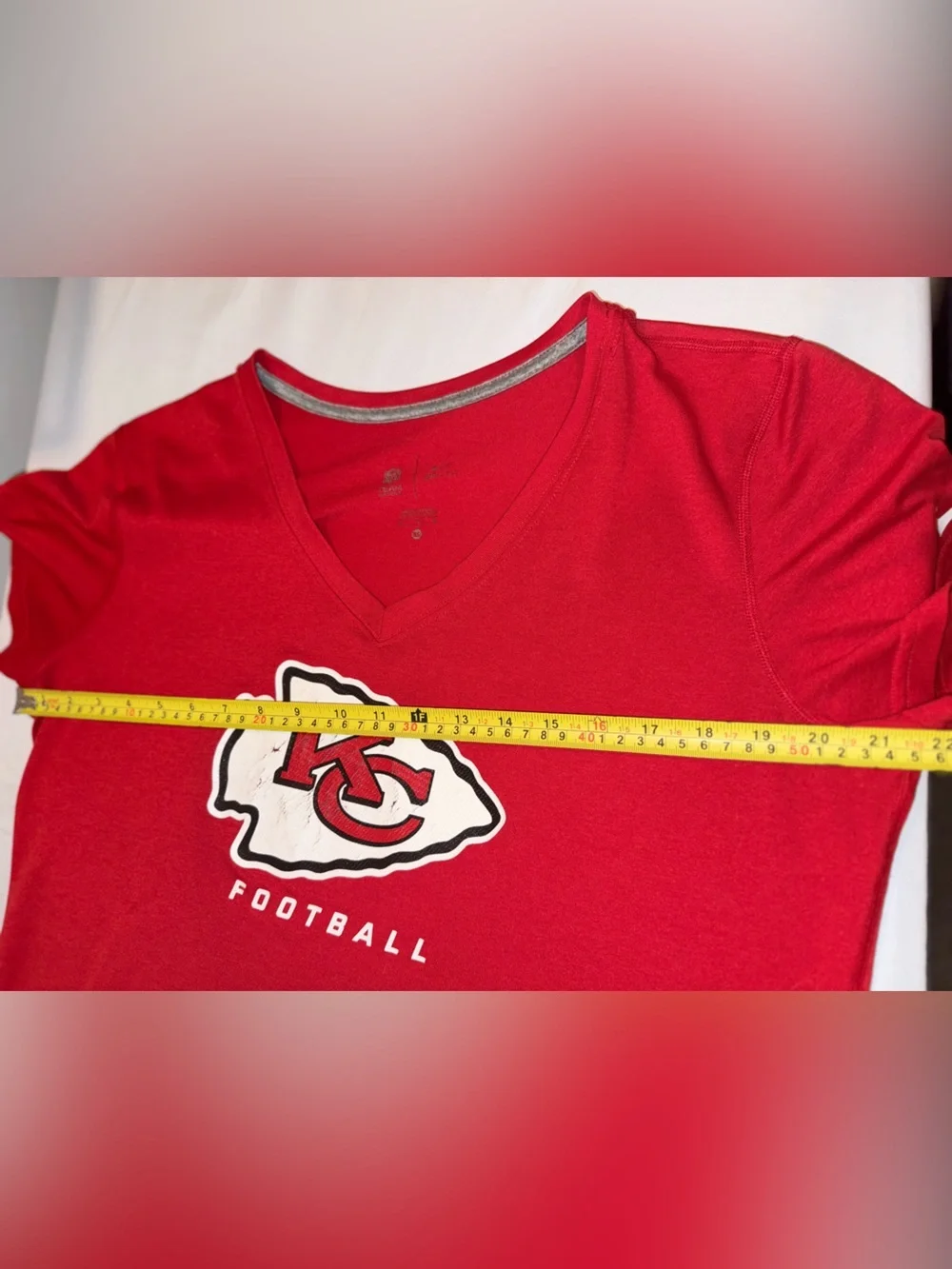 Nike Dri Fit NFL Red Kansas City Chiefs V-Neck Football Short Sleeve Shirt XL
